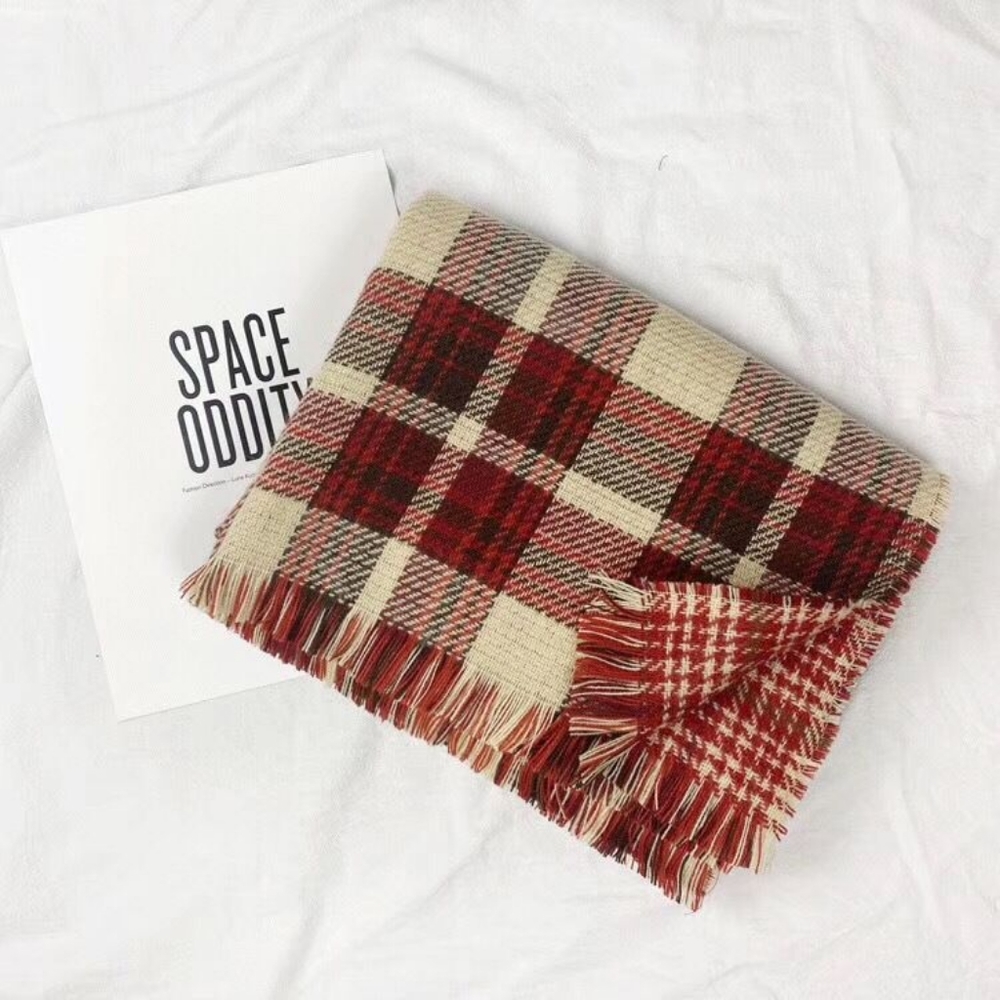 ✨Final Sale✨Oversized Red Scarf - English Style♥️ - Picture 4 of 4